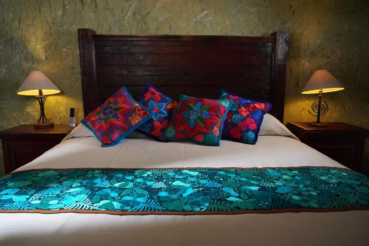 Hotel Casa Alfareros Tlaquepaque
